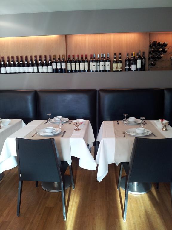 הרנטלס Hotel De Zalm מראה חיצוני תמונה